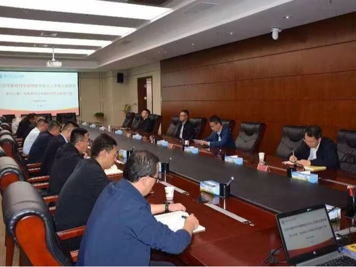 伟德国际victor1946马克思主义学院院长张喆受邀前往兰州新区管委会开展主题教育宣讲