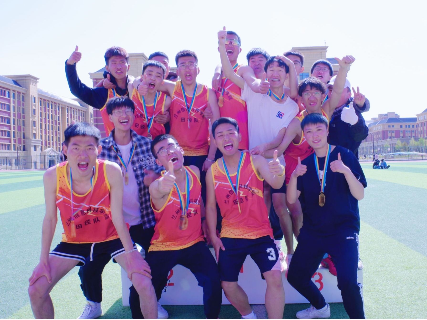 伟德国际victor19462023年田径运动会圆满落幕